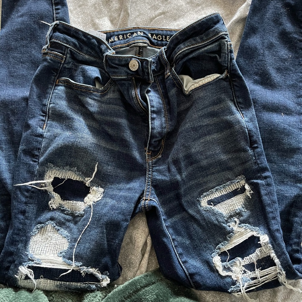 American eagle distress super stretch